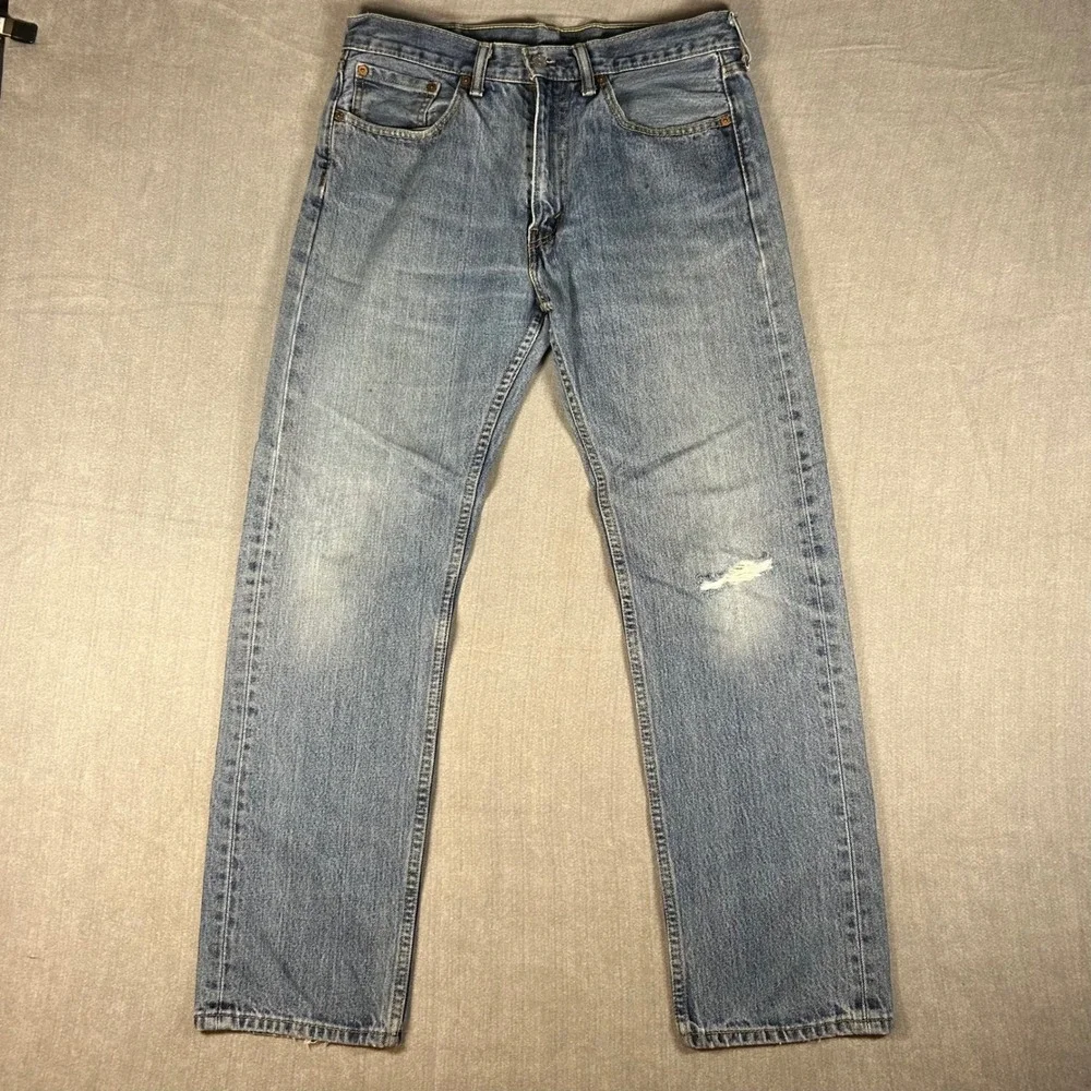 Levis 505 Regular Fit Straight Leg Jeans Mens 33x32 Medium Wash Blue Denim 00505